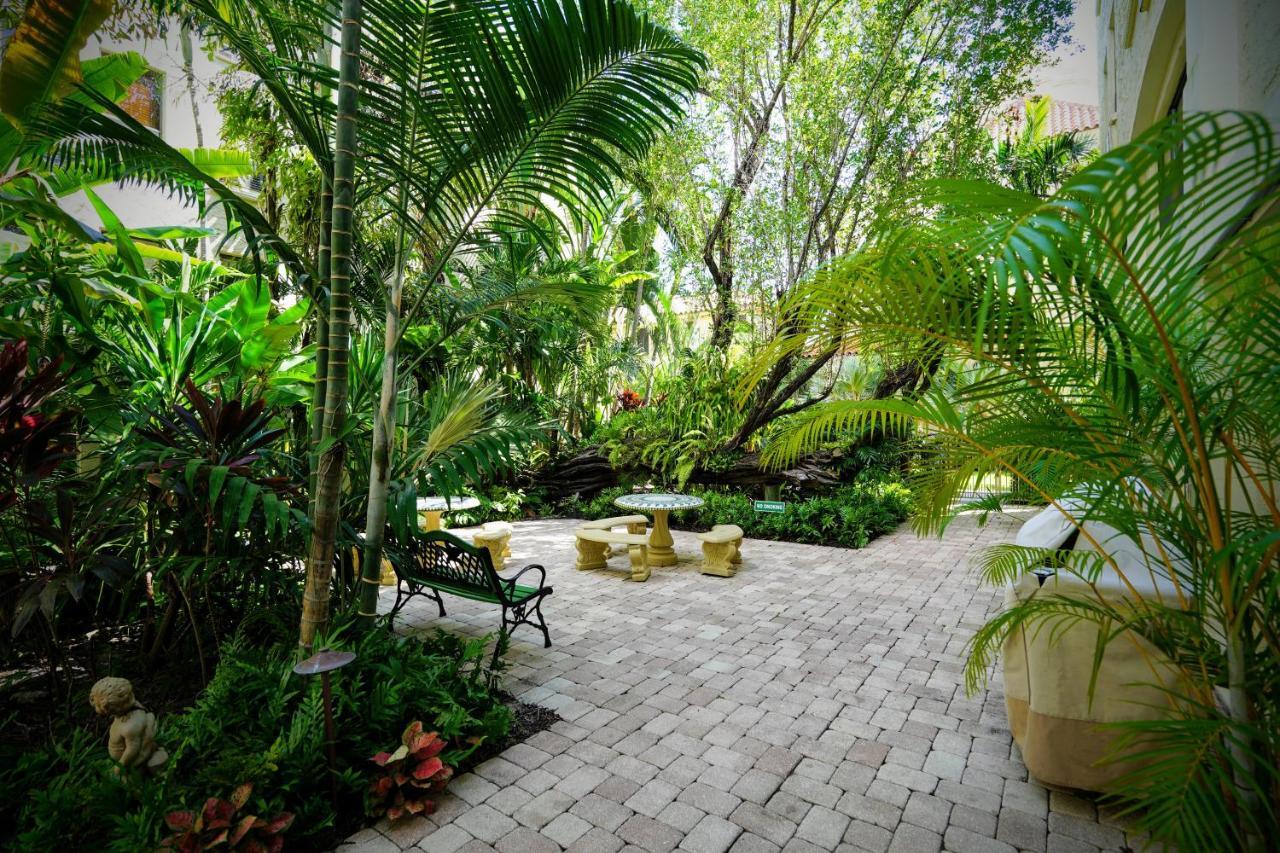 Palm Beach Hotel Petite Retreat 2 Blocks To Beach!! Historic Landmark المظهر الخارجي الصورة